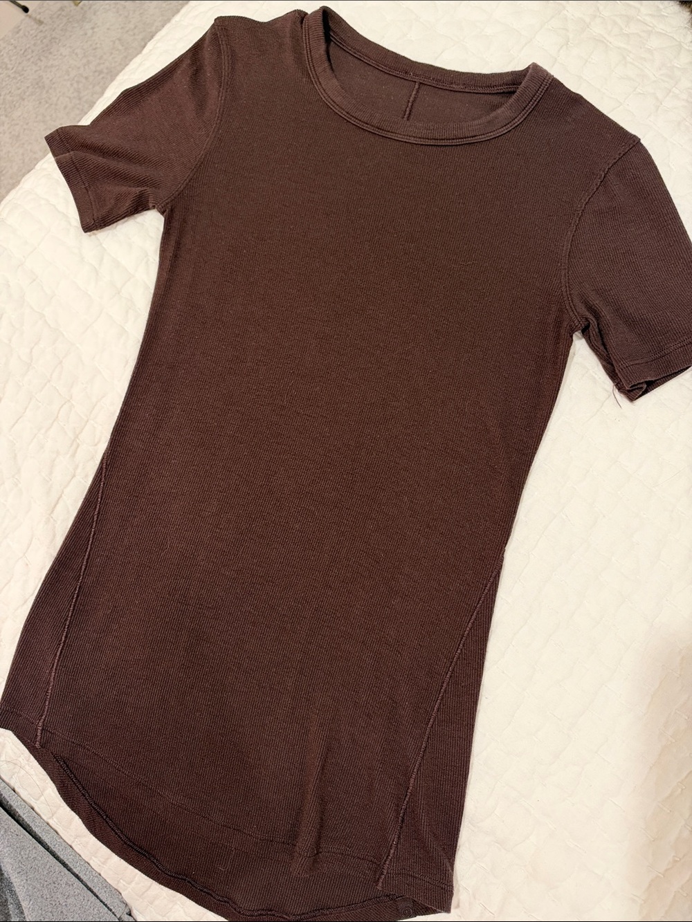 lululemon athletica Short Sleeve Scoop Neck Top - Brown